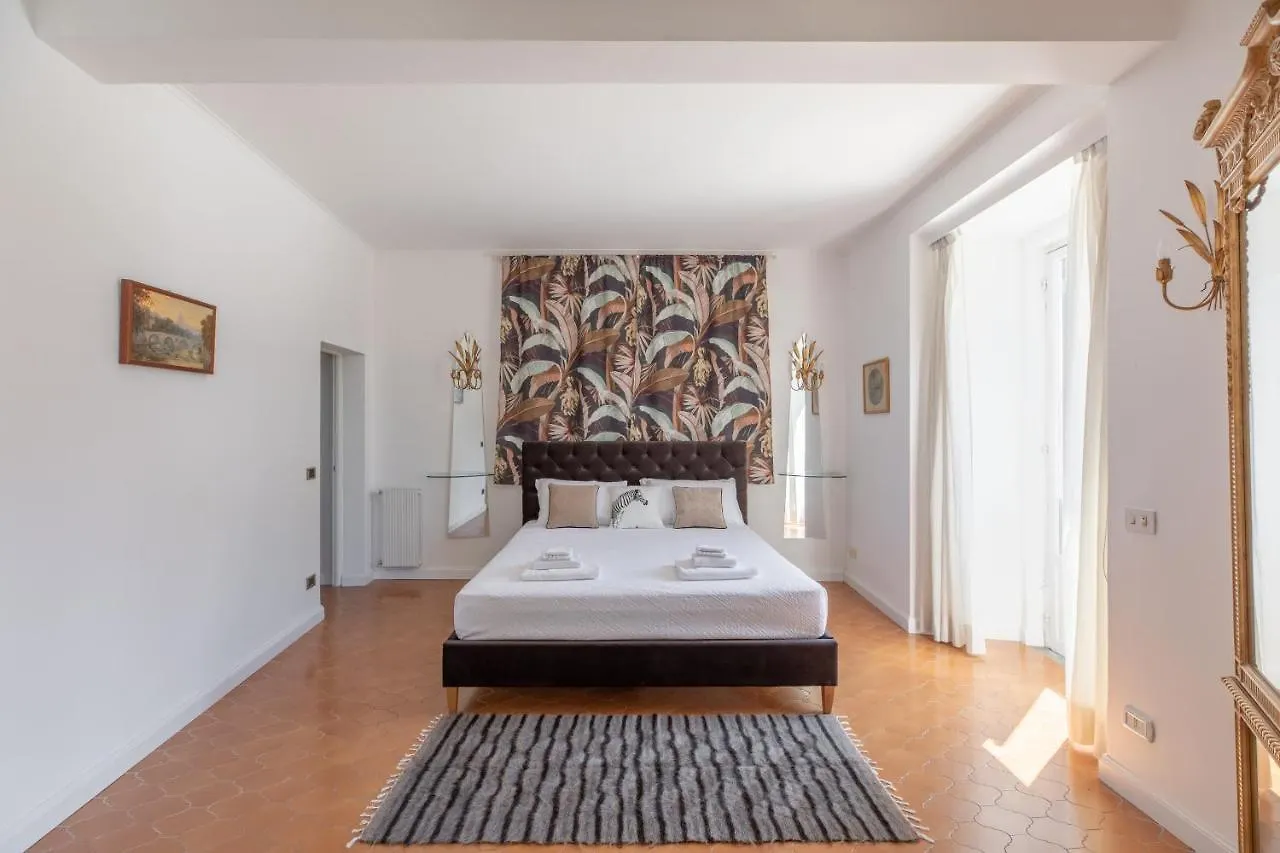 Iflat Modern Apartment In The Monti Area Rome